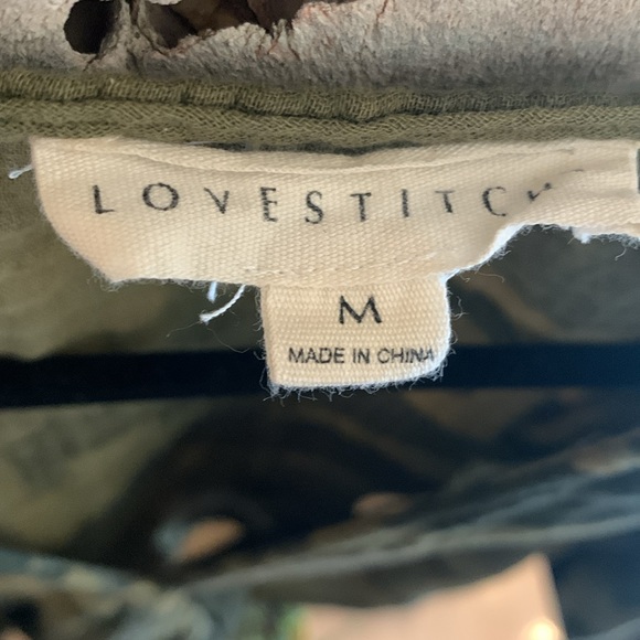 Love Stitch Camo top - Picture 3 of 5